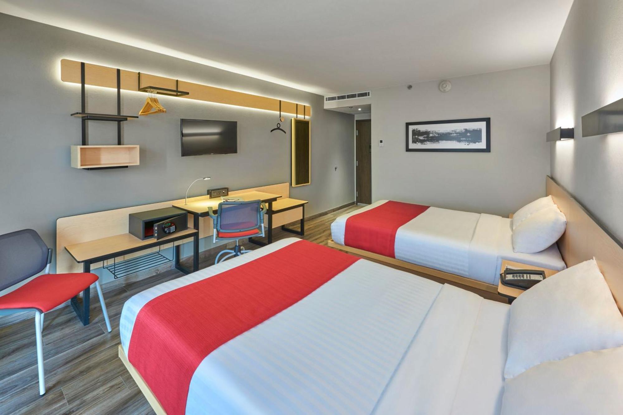 City Express Plus By Marriott Leon Centro De Convenciones Bagian luar foto