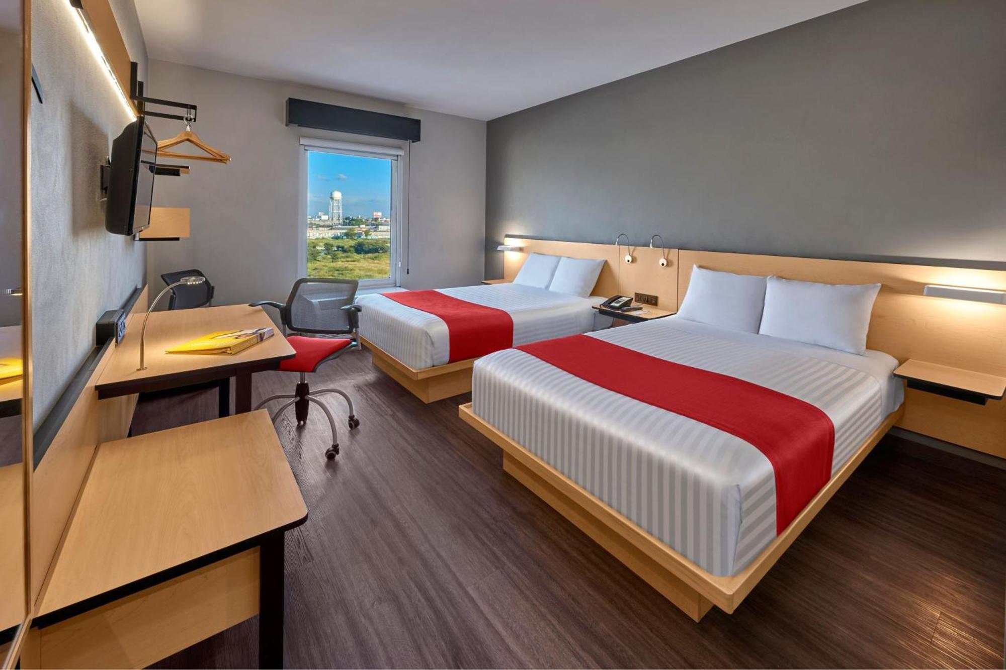 City Express Plus By Marriott Leon Centro De Convenciones Bagian luar foto